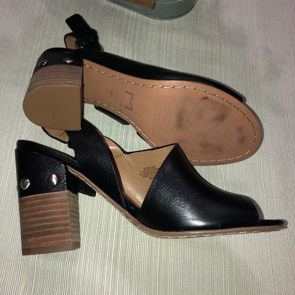 New MARC FISHER SZ 6 1/2 Heels - Picture 6 of 7